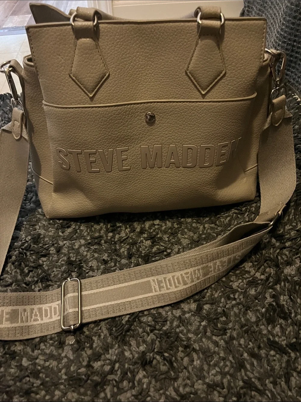 Steve Madden Taupe Beige Crossbody Messenger Bag